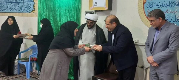 مراسم گرامیداشت خجسته سالروز میلاد سرور بانوان عالم حضرت فاطمه زهرا سلام الله علیها و روز زن در پردیس آیت الله کمالوند خرم آباد 14