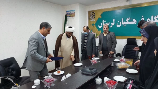  معارفه معاون هماهنگی دانشگاه فرهنگیان استان لرستان 2