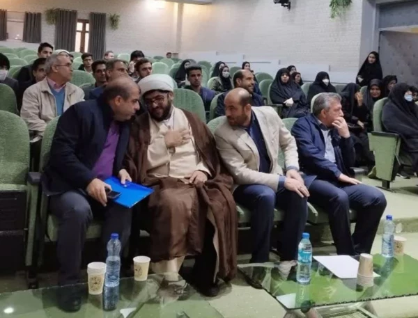 برگزاری جشن چهل و چهارمین پیروزی شکوهمند انقلاب اسلامی در دانشگاه فرهنگیان لرستان 10