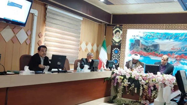 برگزاری کارگاههای تدوین کتب درسی دانشگاهی تربیت مترجم و آشنایی با چگونگی تدوین کرسی های نظریه پردازی نقد و مناظره 5