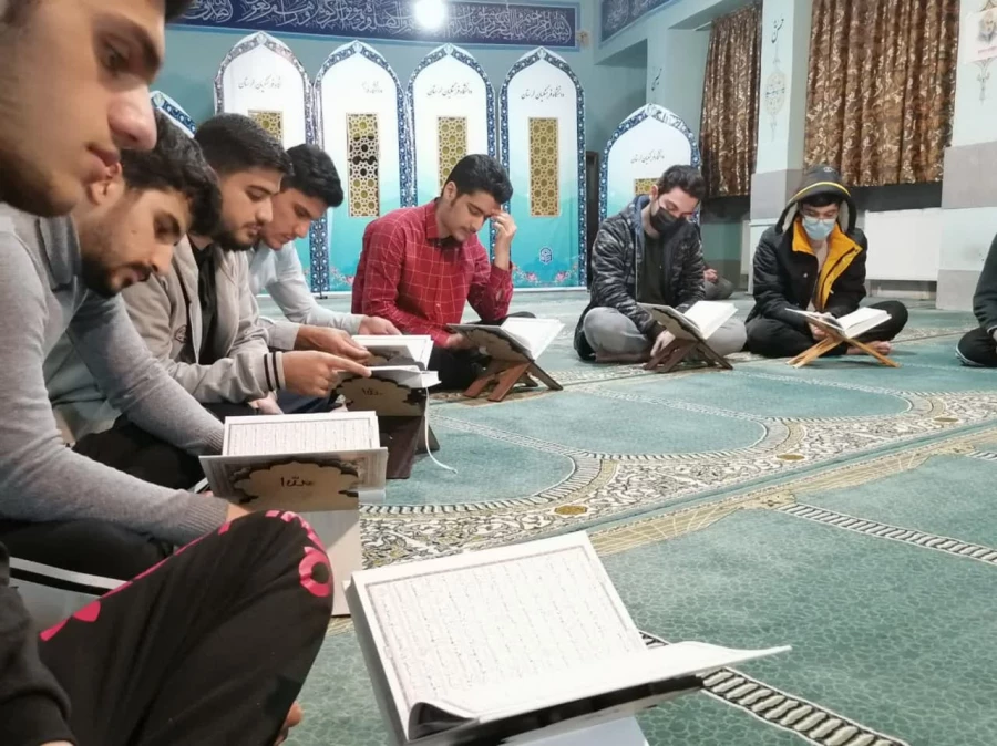 برگزاری مراسم دوشنبه ها ی قرآنی هر هفته در پردیس علامه طباطبایی 2