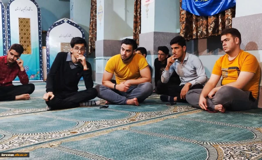 برگزاری سومین نشست از "حلقه ی ادبی امید" به همت کانون ادبیات و شورای صنفی پردیس علامه طباطبایی خرم آباد  3