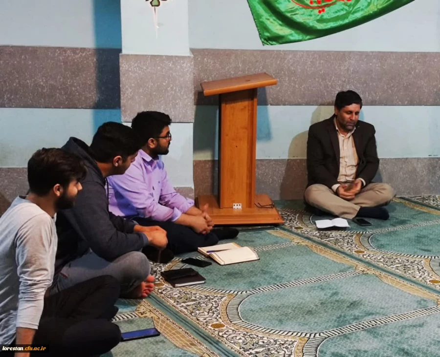 برگزاری سومین نشست از "حلقه ی ادبی امید" به همت کانون ادبیات و شورای صنفی پردیس علامه طباطبایی خرم آباد  2