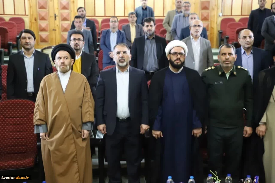 تجلیل از دستگاه های برتر در اجلاس استانی نماز 2