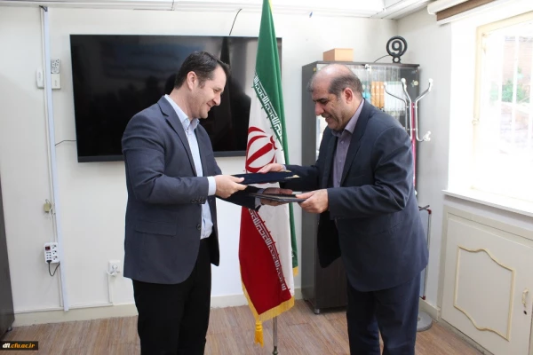 تفاهم نامه همکاری بین دانشگاه فرهنگیان و جهاد دانشگاهی لرستان 5