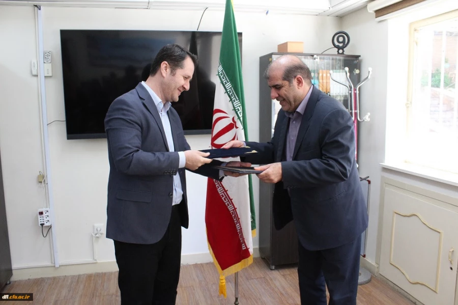 تفاهم نامه همکاری بین دانشگاه فرهنگیان و جهاد دانشگاهی لرستان 5