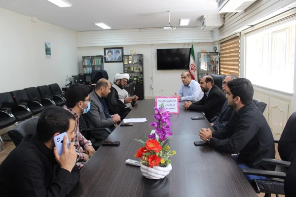 جلسه ضیافت شهدا (اردوی زیارتی در گلزار شهدای خرم آباد) 2