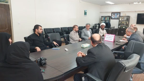 جلسه ضیافت شهدا (اردوی زیارتی در گلزار شهدای خرم آباد) 2