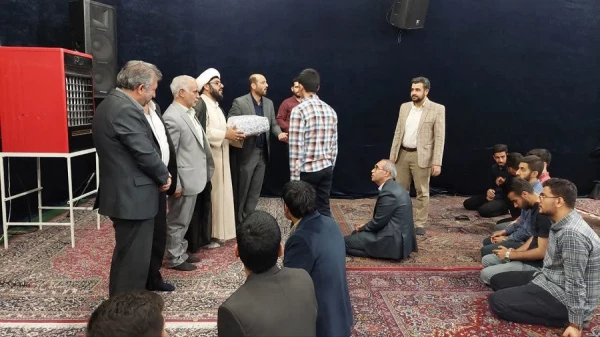 برگزاری ضیافت شهدا (اردوی زیارتی در گلزار شهدای خرم آباد) 2