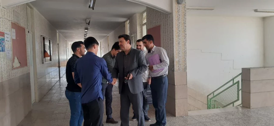 بازدید مدیر گروه علوم تربیتی وکارشناس  کارورزی پردیس علامه طباطبایی لرستان از مدارس مجری کارورزی  4