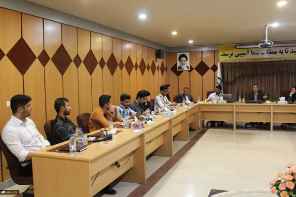 نشست انجمن های تاریخ پردیس های علامه طباطبایی و آیت الله کمالوند خرم آباد دانشگاه فرهنگیان لرستان و دانشگاه لرستان 5