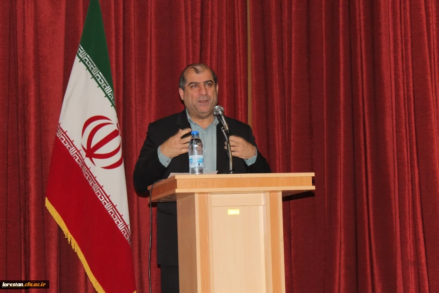 گرامیداشت هفته معلم و دهه سرآمدی آموزش در پردیس علامه طباطبایی لرستان 4