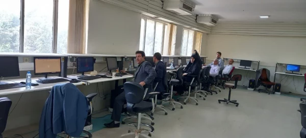 دوره آموزشی آشنایی با تولید و یادگیری محتوای الکترونیکی مناسبت دهه سرآمدی آموزش برای اساتید هیئت علمی و مأمورین آموزشی دانشگاه فرهنگیان لرستان  3