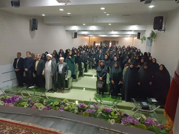 مراسم بزرگداشت دهه سرآمدی آموزش پردیس آیت اله کمالوند با شعار «آموزش با کیفیت، معلم کارآمد، جامعه سرآمد»  7