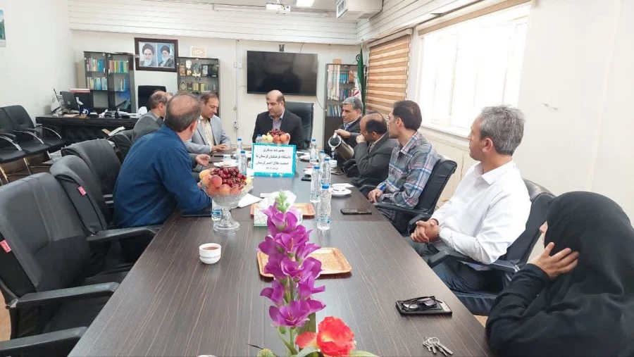 جلسه امضاء تفاهم نامه همکاری فی مابین جمعیت هلال احمر استان و دانشگاه فرهنگیان لرستان 3