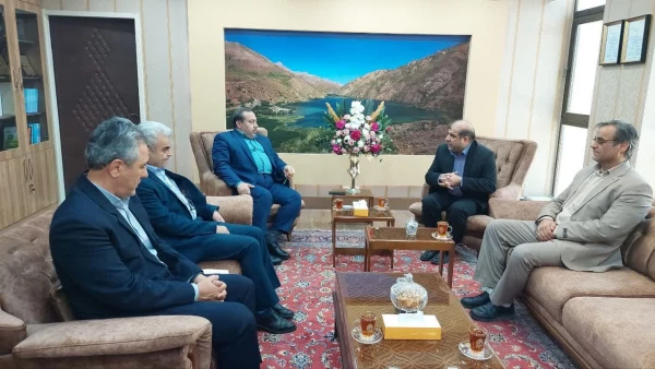 جلسه تعاملی دانشگاه فرهنگیان لرستان با سرپرستی شعب بانک ملی استان لرستان 5