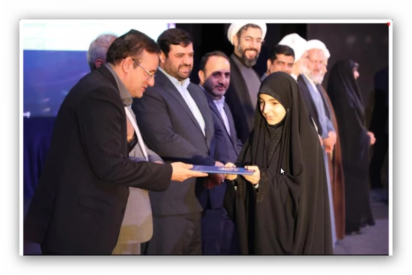 اختتامیه سی هفتمین جشنواره قران و عترت دانشجویان 32 10