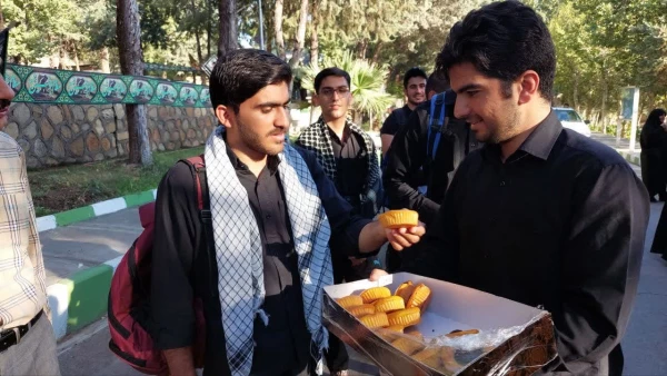 مراسم بدرقه کاروان راهیان اربعین حسینی دانشگاه فرهنگیان لرستان 11