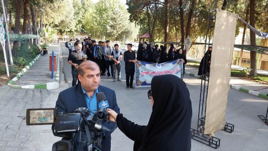 مراسم بدرقه کاروان راهیان اربعین حسینی دانشگاه فرهنگیان لرستان 12