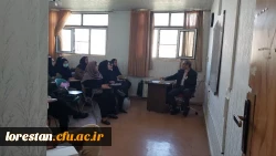 برگزاری دوره توانمند سازی معلمان مدارس غیردولتی با هدف ارتقاءدانش تخصصی آموزگاران  3