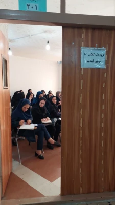 برگزاری دوره توانمند سازی معلمان مدارس غیردولتی با هدف ارتقاءدانش تخصصی آموزگاران  6