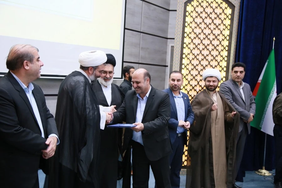 آیین معارفه سرپرست نهاد نمایندگی مقام معظم رهبری در دانشگاه فرهنگیان استان لرستان و معرفی مسئول نهاد دانشگاه لرستان و تکریم مسئول پیشین این نهاد برگزار شد 13