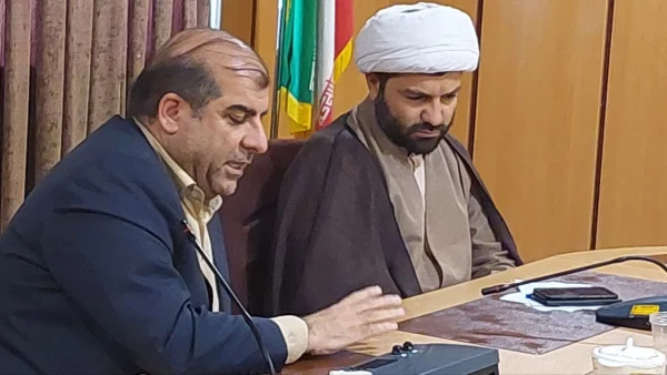 جلسه نشست صمیمی مسئول نهاد مقام معظم رهبری در دانشگاه فرهنگیان لرستان با حضور مسئولان مدیریت استان و کارکنان پردیس علامه طباطبایی لرستان 4