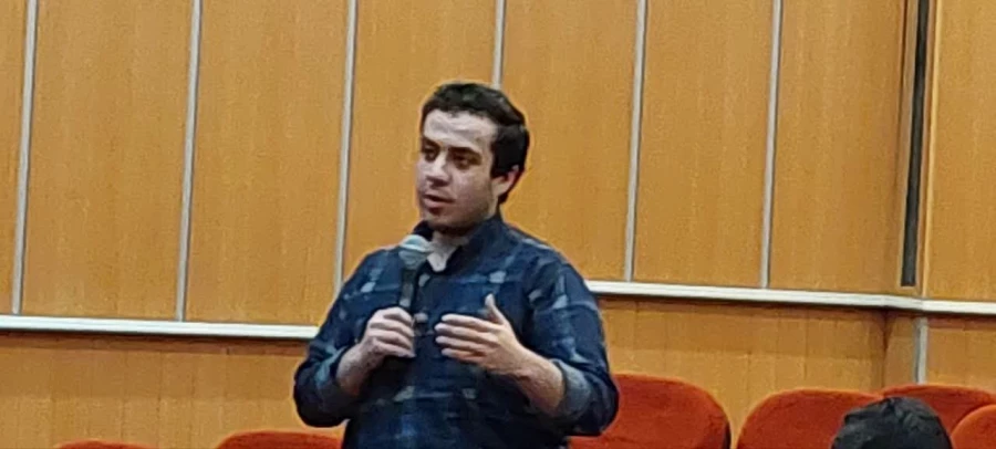 جلسه نشست دانشجویی در دانشگاه فرهنگیان پردیس علامه طباطبایی لرستان از کارنامه دولت تا فتح قلها 8