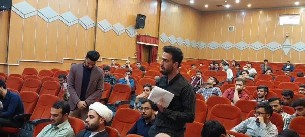 جلسه نشست دانشجویی در دانشگاه فرهنگیان پردیس علامه طباطبایی لرستان از کارنامه دولت تا فتح قلها 9