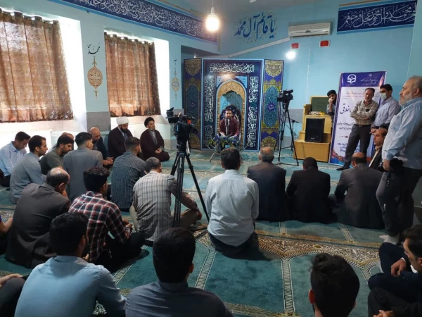 برگزاری مباحث اخلاقی تفسیر قرآن کریم با حضور حجت الاسلام والمسلمین دکتر شاهرخی نماینده ولی فقیه و امام جمعه محبوب شهر خرم آباد 7