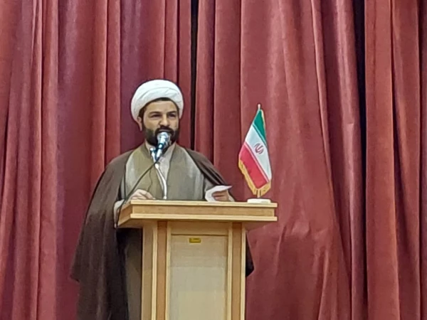 برگزاری مراسم آغاز سال تحصیلی نو دانشجو معلمان و روز مبارزه با استکبار جهانی در دانشگاه فرهنگیان لرستان 6