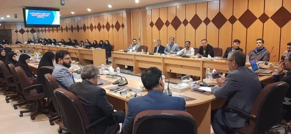 برگزاری دوره بالندگی مدیران و معلمان راهنمای مدارس مجری کارورزی 9