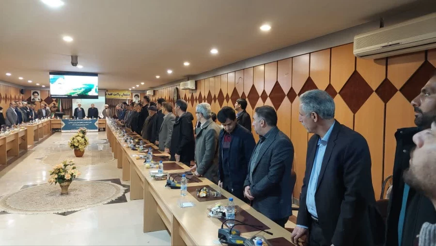 جلسه هم اندیشی اساتید با مسئول نهاد مقام معظم رهبری در دانشگاه فرهنگیان کشور 4