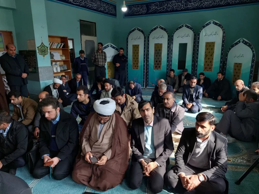   برپایی مجلس ترحیم و یادبود کربلایی جان محمد گراوند پدر حجت الاسلام والمسلمین هادی گراوند مسئول نهاد نمایندگی مقام معظم رهبری در دانشگاه فرهنگیان لرستان 4