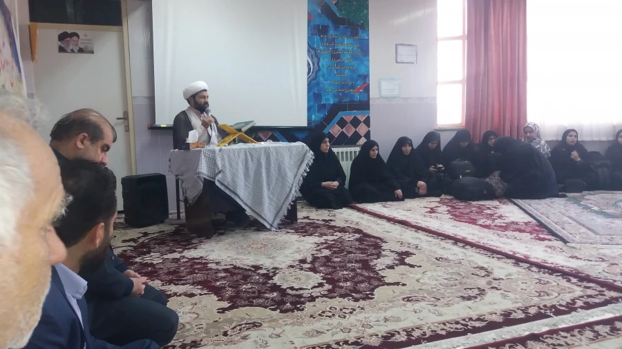 اعزام دانشجویان پردیس آیت الله کمالوند به مناطق جنگی (راهیان نور)   2