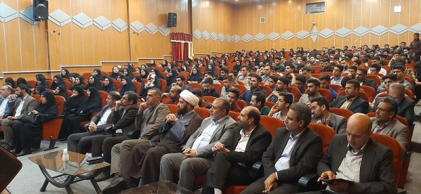 تجلیل از دانشجویان برتر دانشگاه فرهنگیان استان لرستان با حضور مشاور وزیر آموزش وپرورش  7