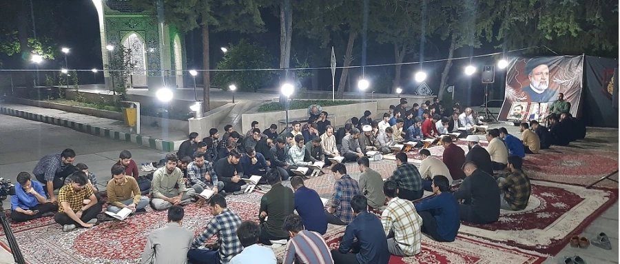 برگزاری محفل انس با قرآن به  مناسبت بزرگداشت شهدای خدمت در دانشگاه فرهنگیان لرستان  2