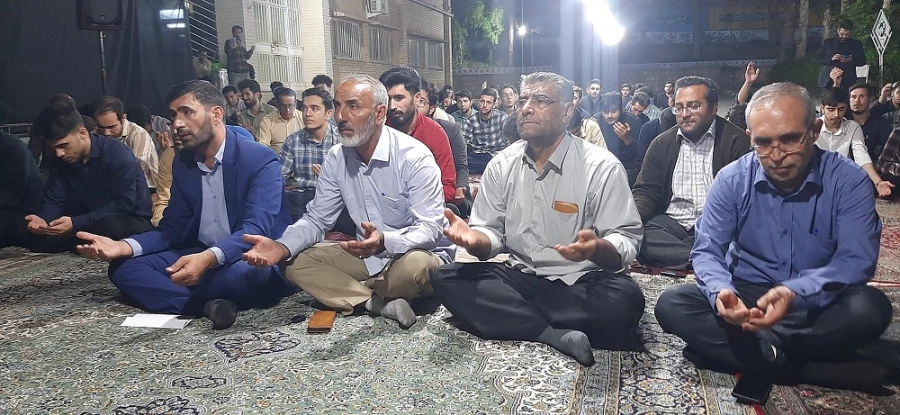 برگزاری محفل انس با قرآن به  مناسبت بزرگداشت شهدای خدمت در دانشگاه فرهنگیان لرستان  5