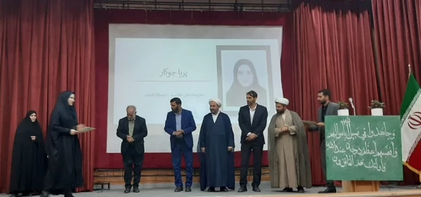 تجلیل از جهادگران پنج شنبه های جهادی دانشگاه فرهنگیان لرستان  8