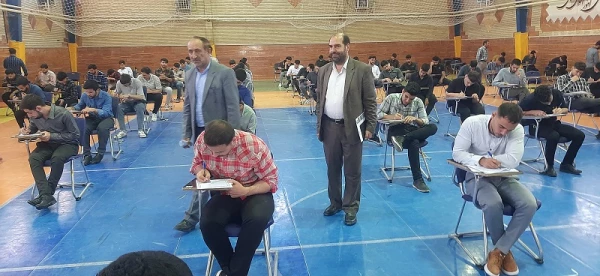 بازدید مسئولین دانشگاه فرهنگیان لرستان از روند برگزاری امتحانات نیم سال دوم تحصیلی دانشجو معلمان  6