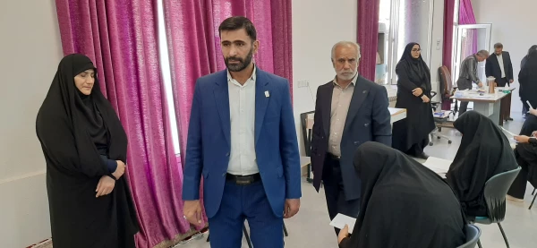 بازدیدسرپرست دانشگاه فرهنگیان لرستان از روند آزمون جامع (اصلح) مهارت آموزان  2