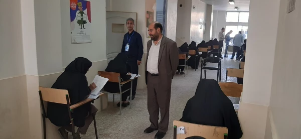 بازدیدسرپرست دانشگاه فرهنگیان لرستان از روند آزمون جامع (اصلح) مهارت آموزان  5