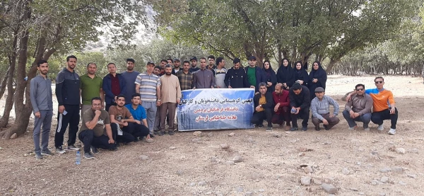 همایش کوهپیمایی پیاده روی به منطقه توریستی و حفاظتی محیط زیستی غار کلدر سفید کوه خرم آباد 2