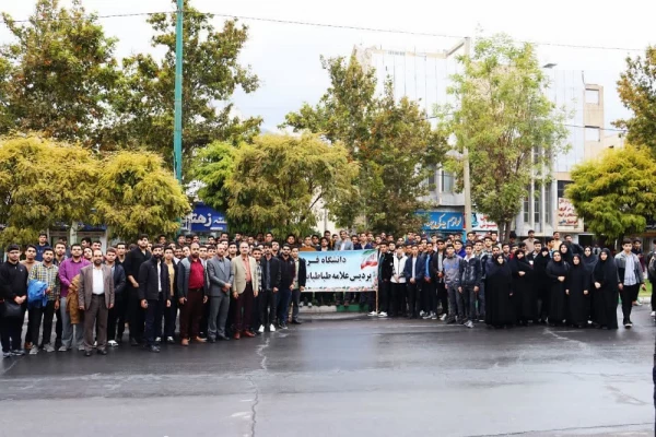 حضور پرشکوه اساتید ، کارکنان و دانشجویان دانشگاه فرهنگیان لرستان در راهپیمایی ۱۳ آبان 2