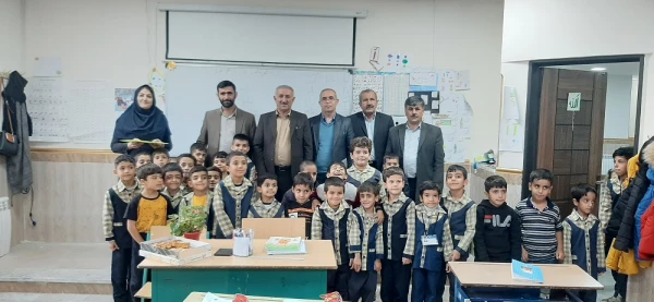 بازدید سرپرست دانشگاه فرهنگیان لرستان از مدارس مجری کارورزی الیگودرز  8