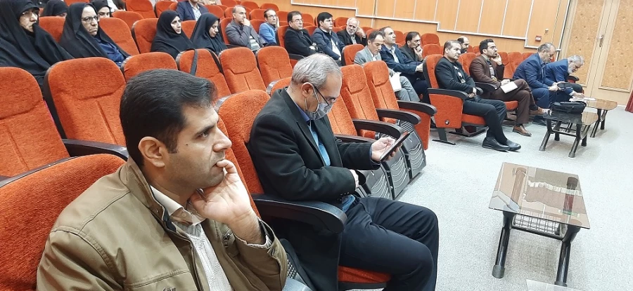 در اجرای مدیریت دانش به دنبال کسب تجربیات جدید باشید 4