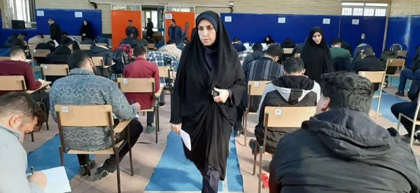 بازدید سرپرست دانشگاه فرهنگیان لرستان از روند برگزاری امتحانات نیم سال اول تحصیلی ۱۴۰۴_۱۴۰۳ 3