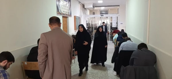بازدید سرپرست دانشگاه فرهنگیان لرستان از روند برگزاری امتحانات نیم سال اول تحصیلی ۱۴۰۴_۱۴۰۳ 7