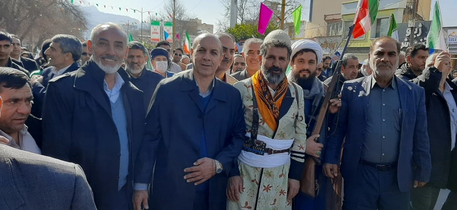 حضور پرشور دانشگاه فرهنگیان لرستان در راهپیمایی ۲۲ بهمن  1403 7