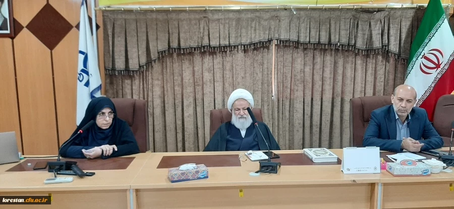 نشست معنوی و معرفتی با موضوع "شهادت، راهنمای بندگی" ویژه اساتید و کارکنان 2